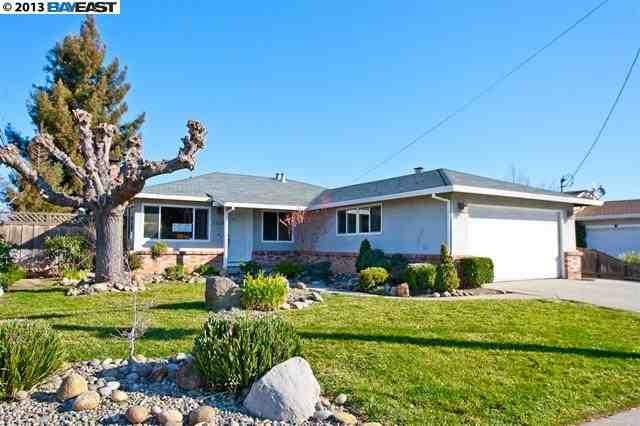 1216 Anza Way, Livermore