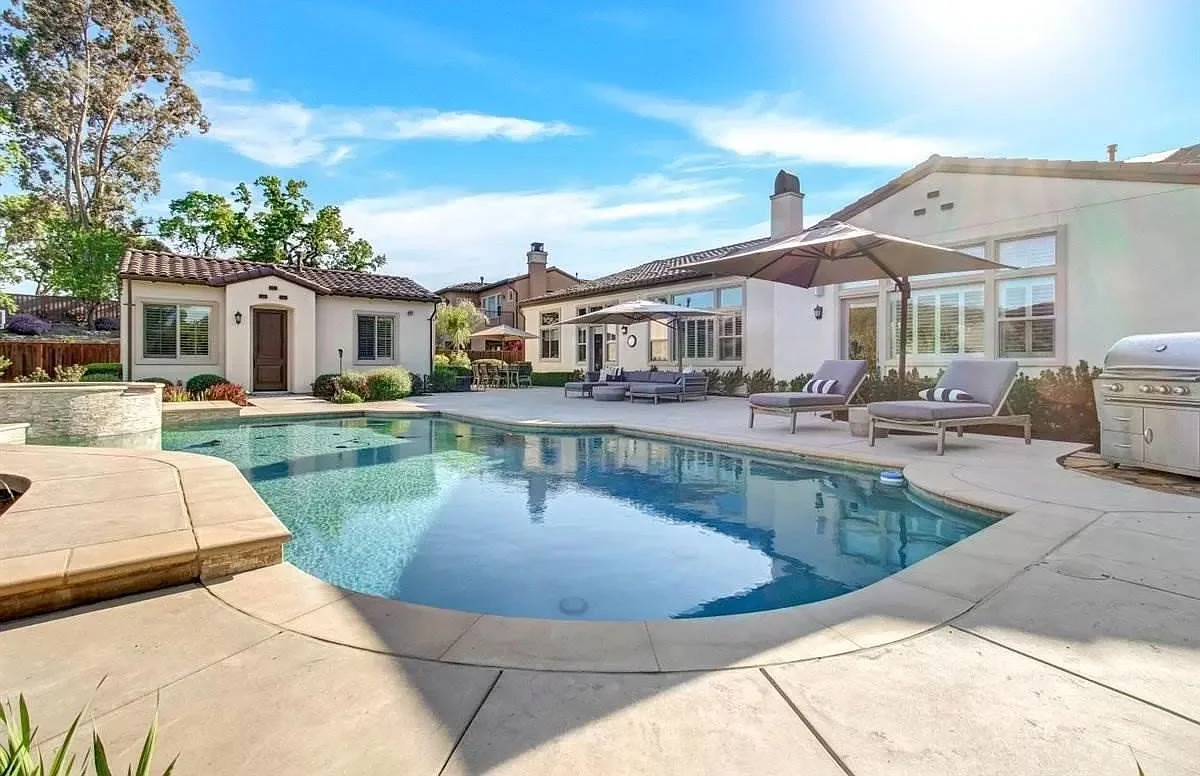 214 Weber Ln, Danville