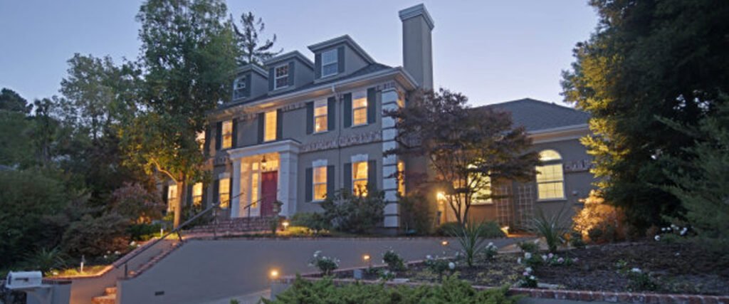 120 Valdeflores Drive, Burlingame