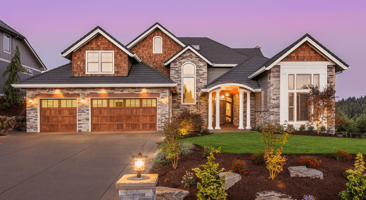 Selling a Luxury House? Here’s Why Now Is a Good Time Selling a Luxury House? Here’s Why Now Is a Good Time